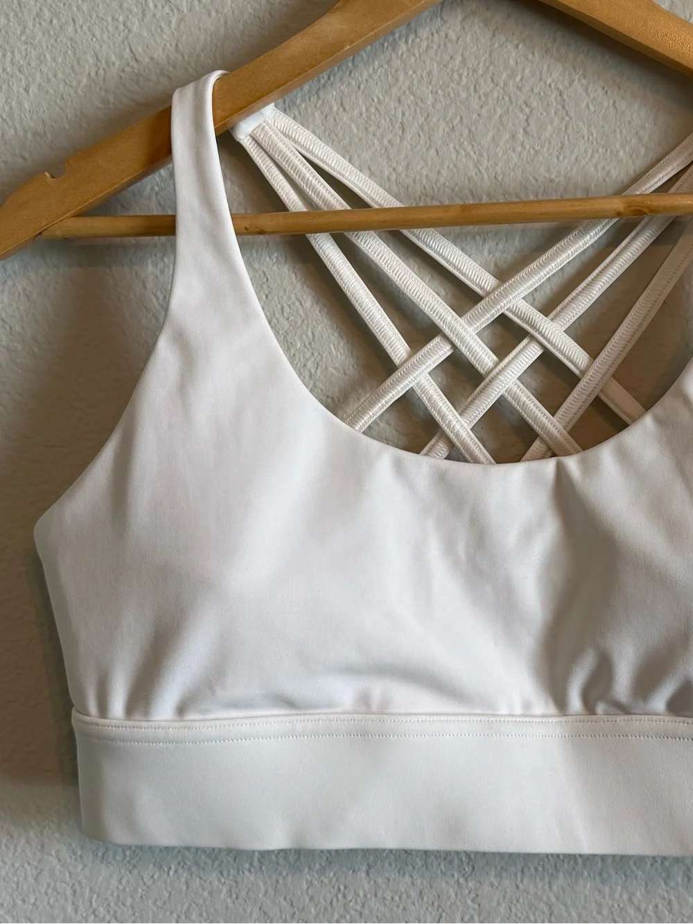 Savvi Sun Bra White Strappy Crisscross Back Padded Sports Bralette Size XL
